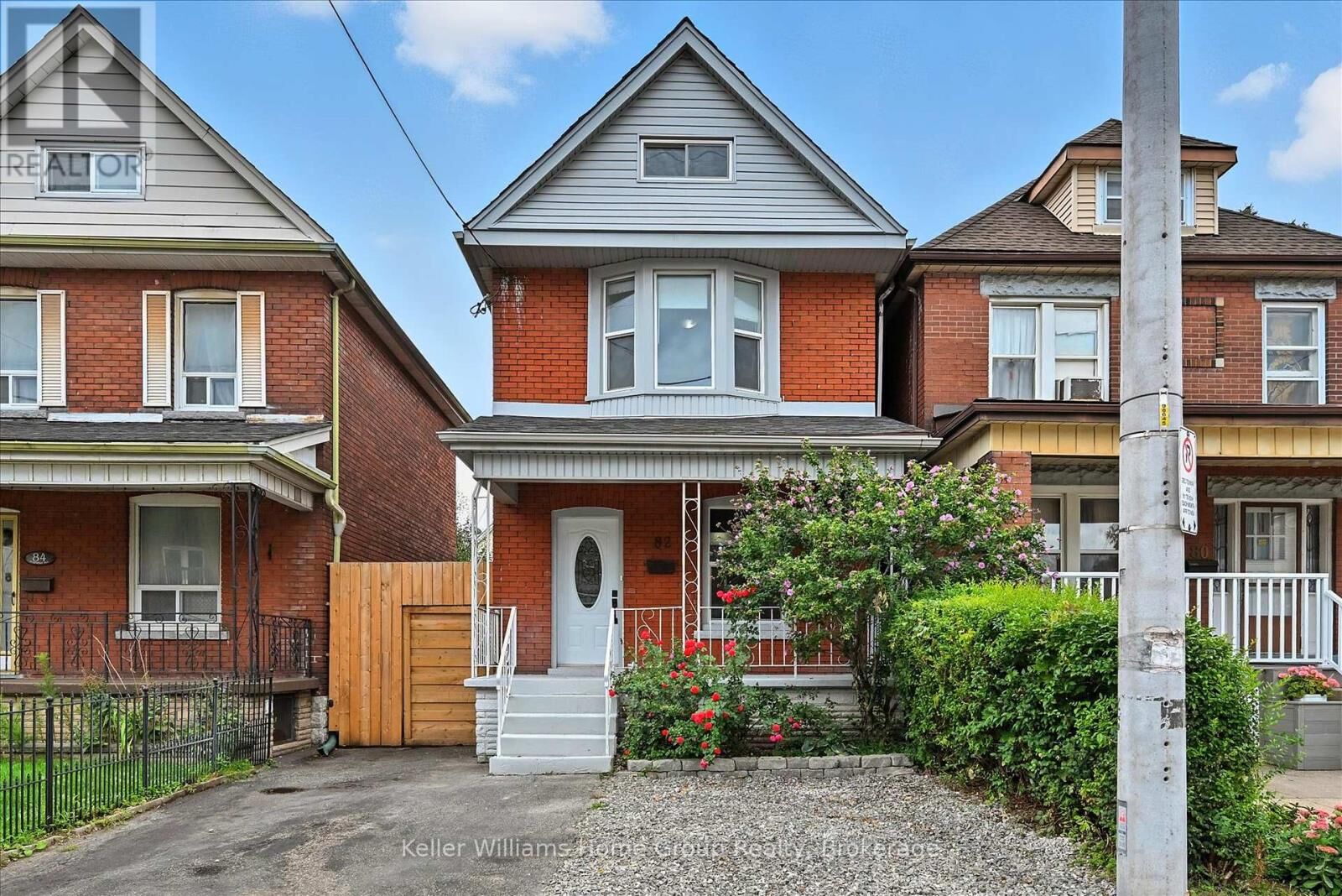 Photo de la propriété:  82 Rosemont Avenue  ON L8L 2M5 