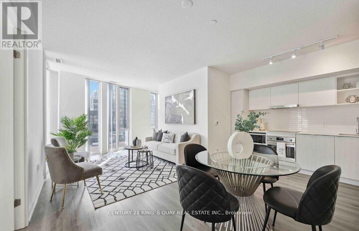 Property Photo: 138 Downes Street 905 ON M5E 0E4