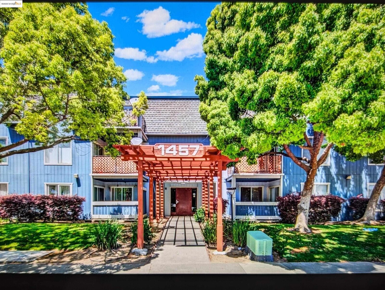 Property Photo: 1457 N Camino Alto 214 CA 94589