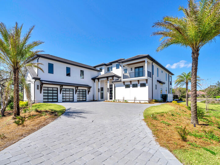 Property Photo: 330 Kelly Plantation Drive FL 32541