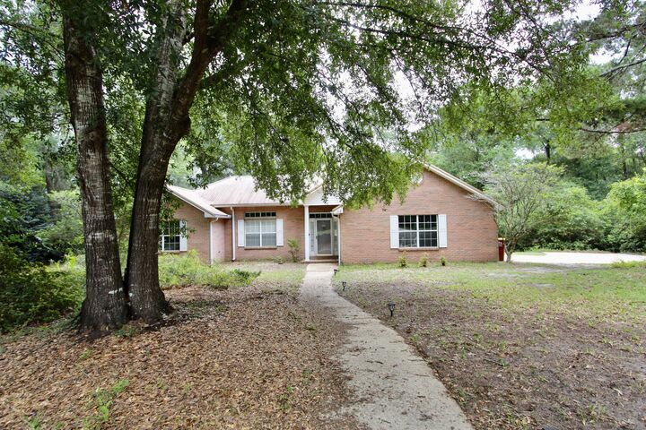 218 Golf Course Drive  Crestview FL 32536 photo