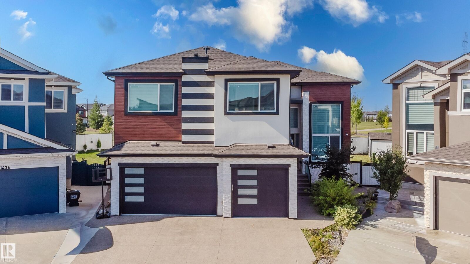 Property Photo: 1440 25 Street NW AB T6T 2K7