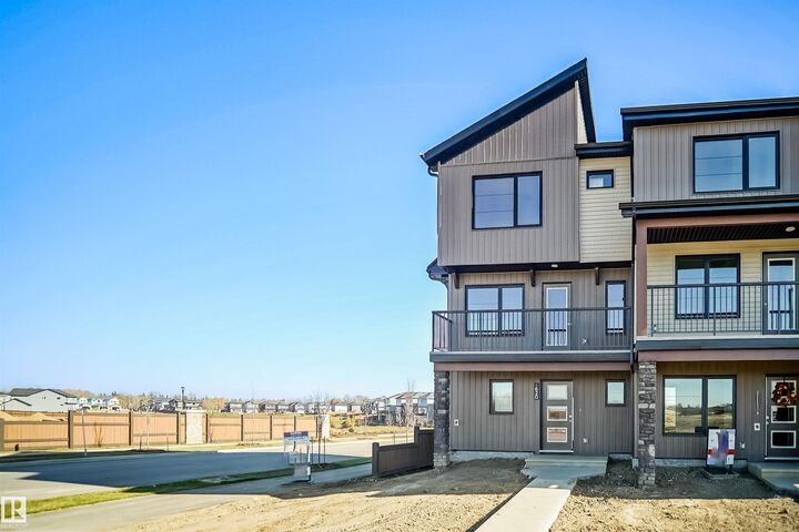 Property Photo: 4189 Kinglet Drive NW AB T5S 0N8