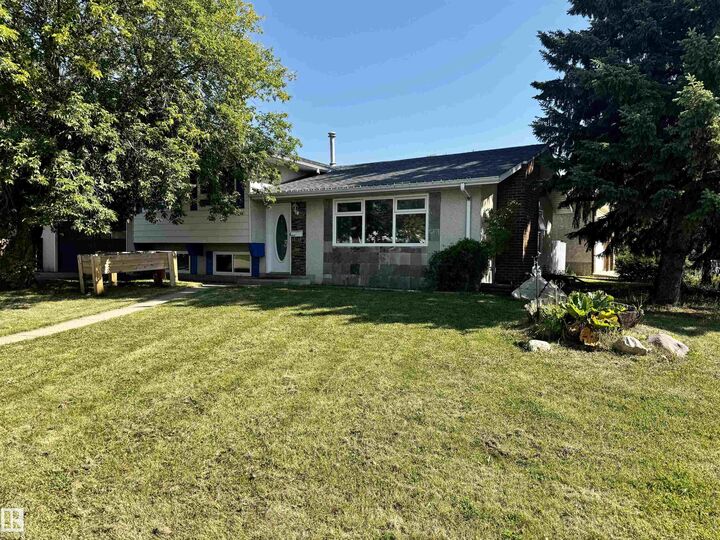2023 89 Street NW  Edmonton AB T6K 2A2 photo