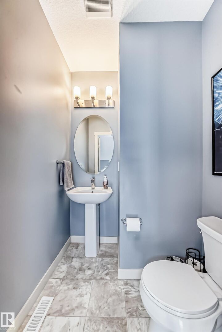 Property Photo: 1391 Starling Drive NW 5 AB T5S 0L3