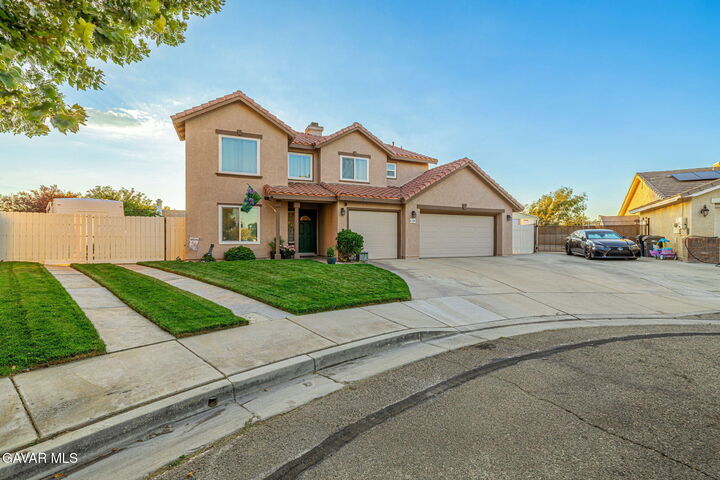 Property Photo: 6324 Jasper Court CA 93536