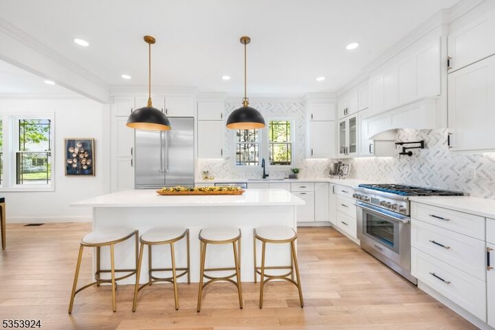 Property Photo:  519 Lenox Ave  NJ 07090 
