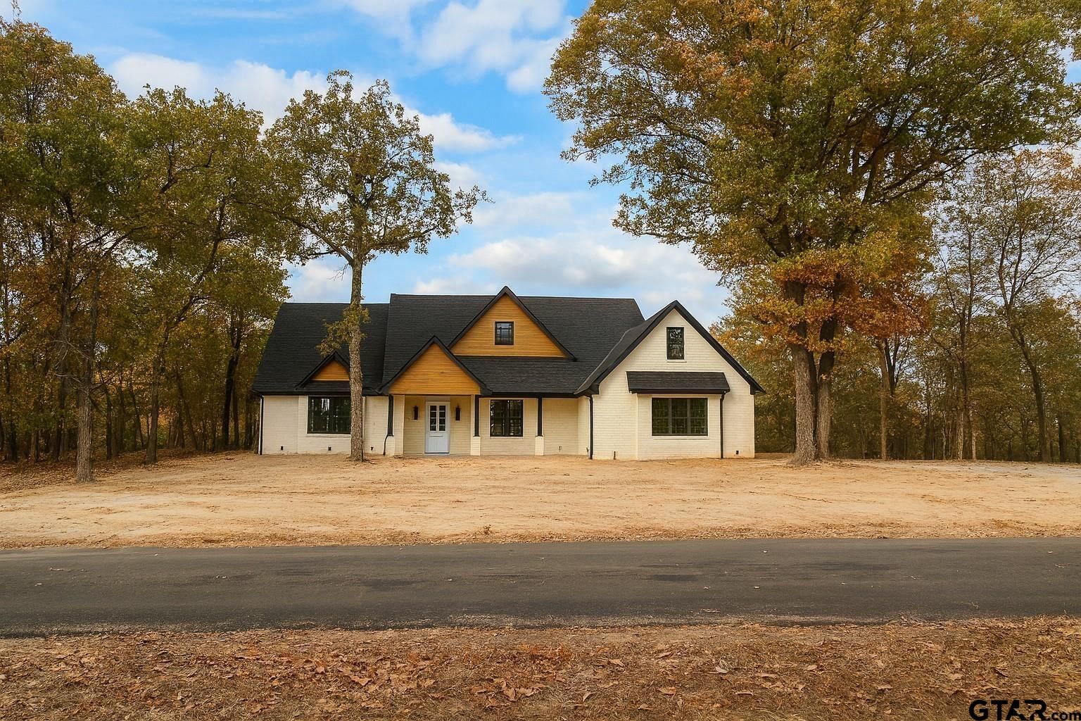 Property Photo:  543 Private Road 6305  TX 75773 