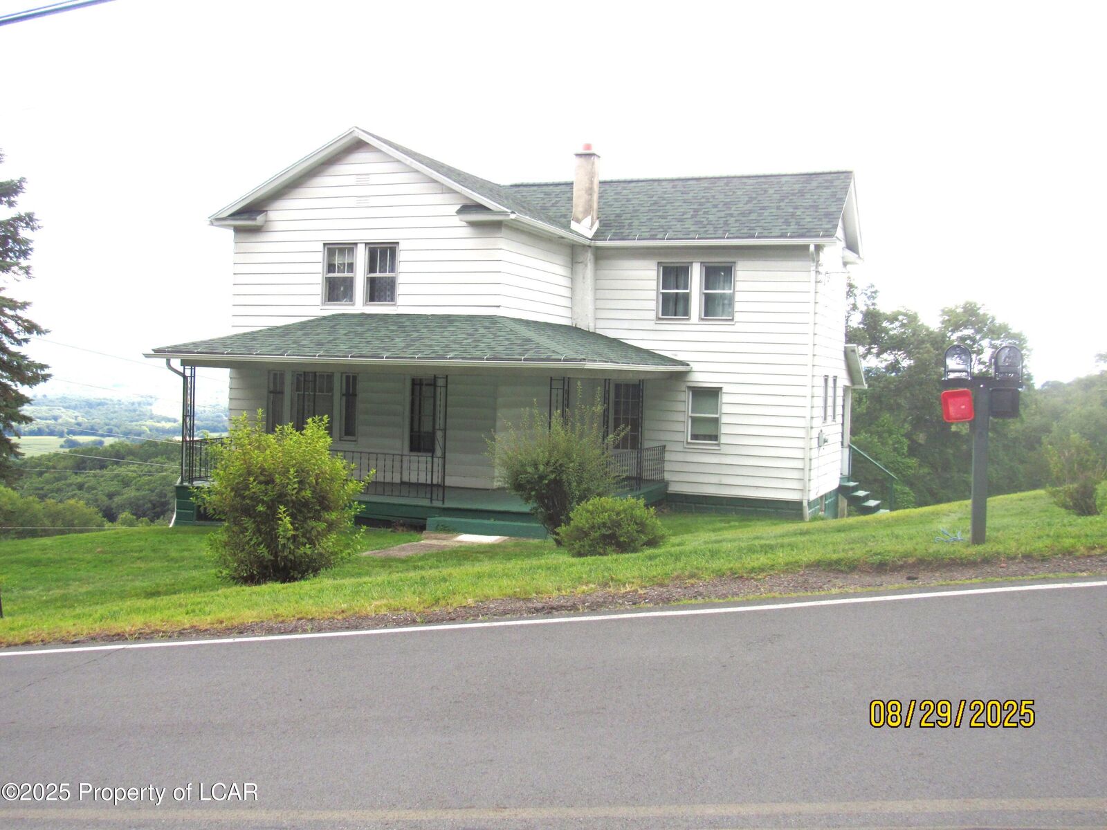 Property Photo: 341 Mountain Road PA 18651