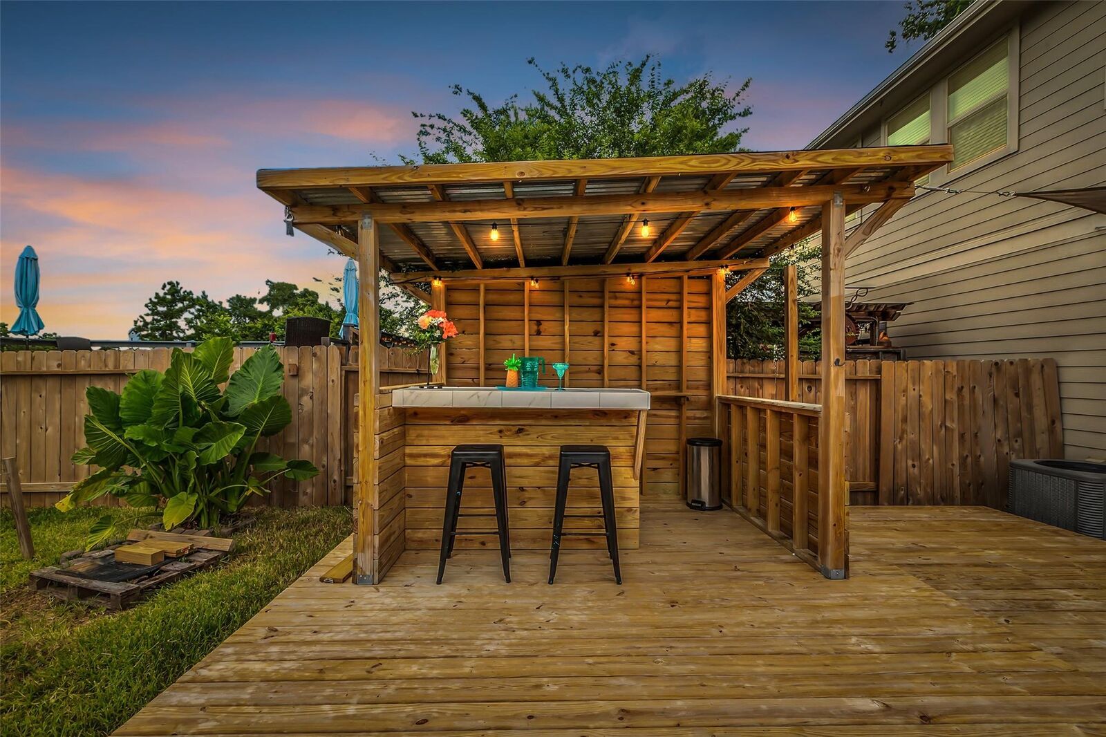 Property Photo: 167 Axlewood Court TX 77316