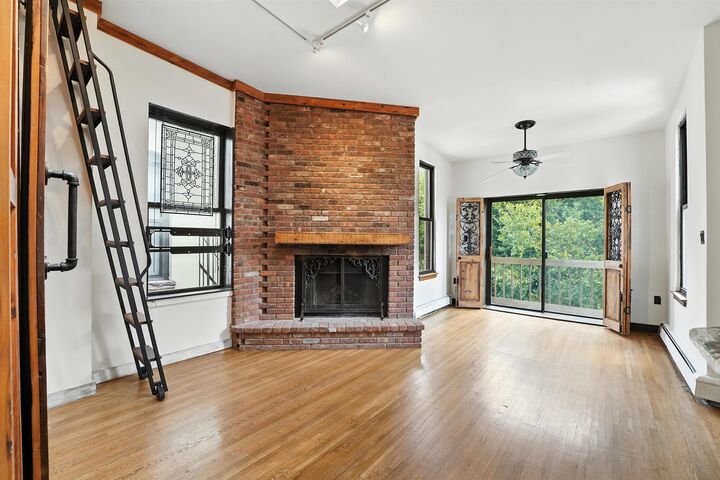 Property Photo: 725 Washington St 9 NJ 07030