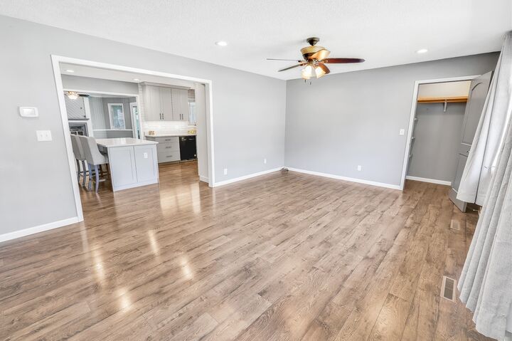 Property Photo:  116 E 14th Street  IA 50219 