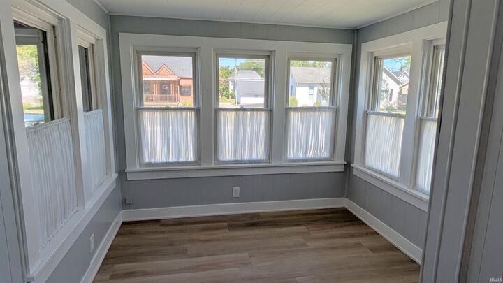 Property Photo: 412 E Cherry Street IN 46714