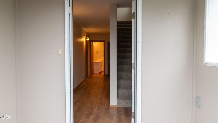 Property Photo:  203 SE Surf Avenue  OR 97367 