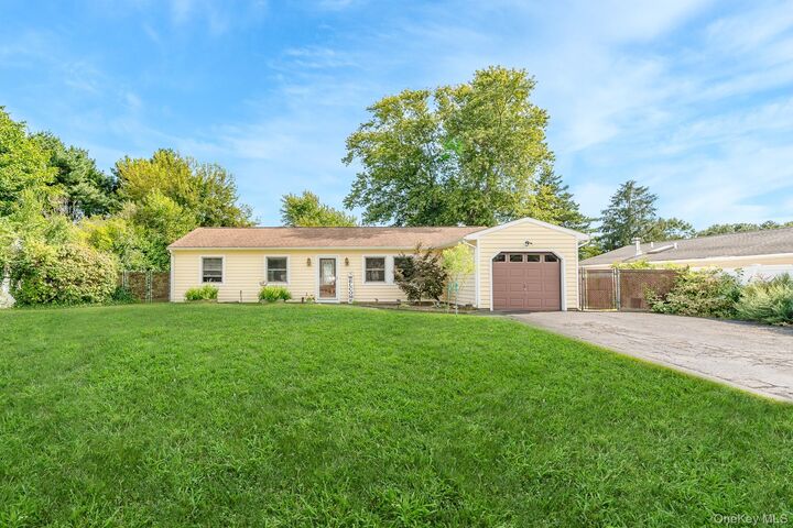 16 Malcolm Street  Bellport NY 11713 photo