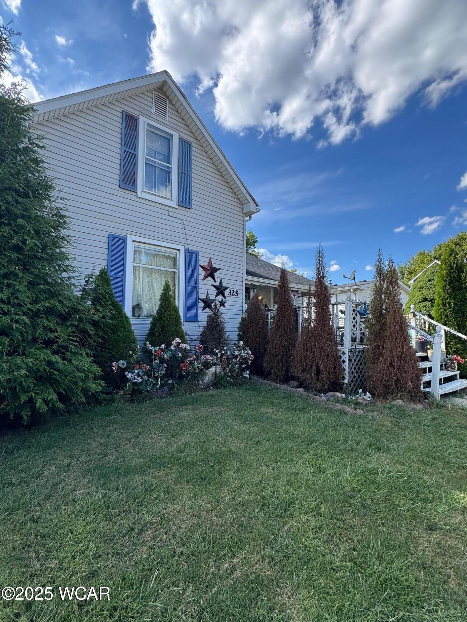 Property Photo:  325 Kuert Avenue  OH 43326 