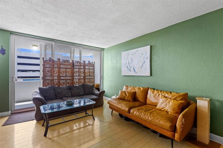 Property Photo: 470 3rd Street S 413 FL 33701