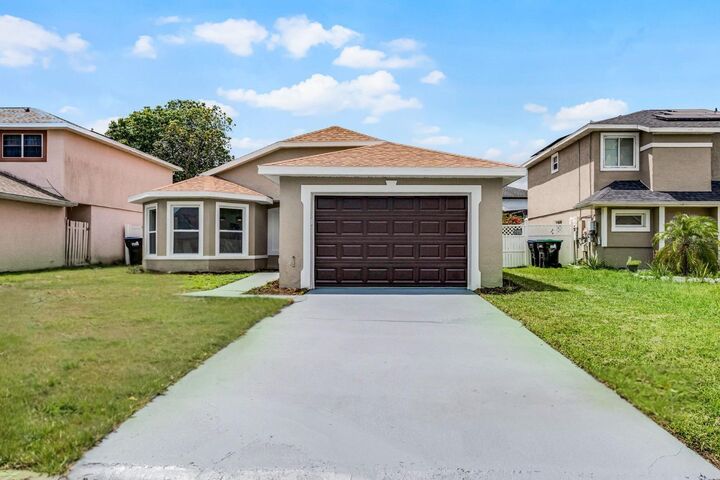 Property Photo:  13026 Baltimore Woods Lane  FL 32824 
