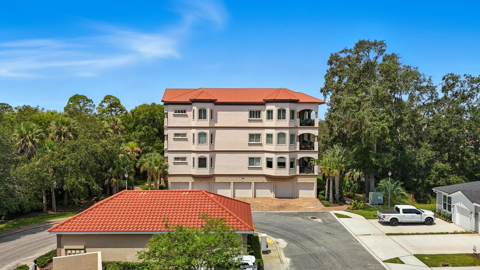 Property Photo:  200 Cedar Cove Unit 206  FL 32137 