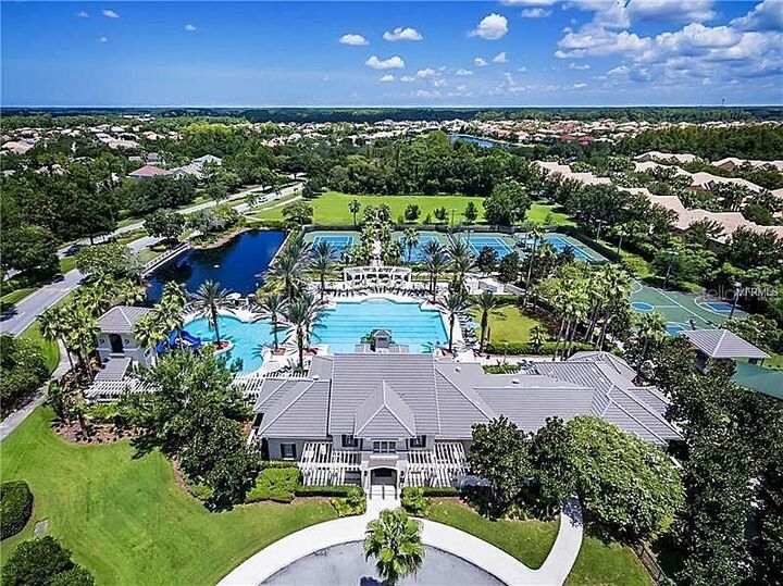 Property Photo: 11918 Mandevilla Court FL 33626