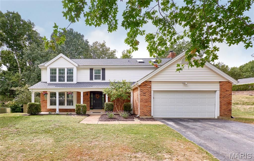 Property Photo:  4 Peppermill Court  MO 63005 
