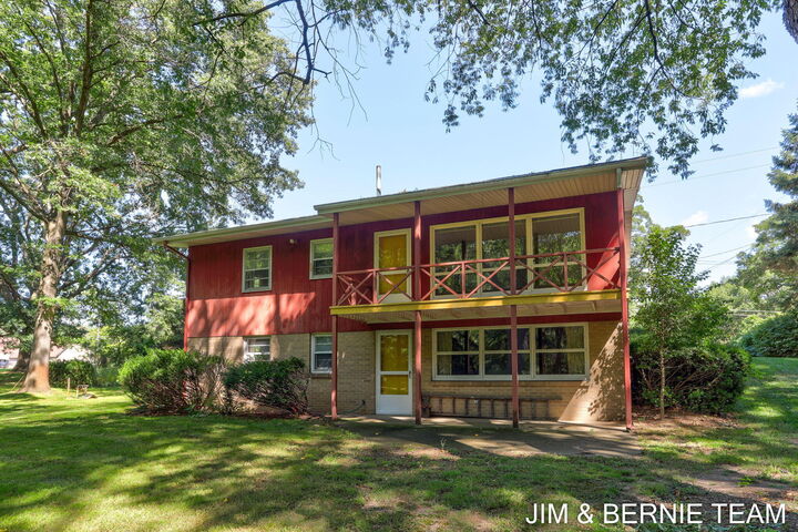 Property Photo: 352 Beeline Road MI 49424
