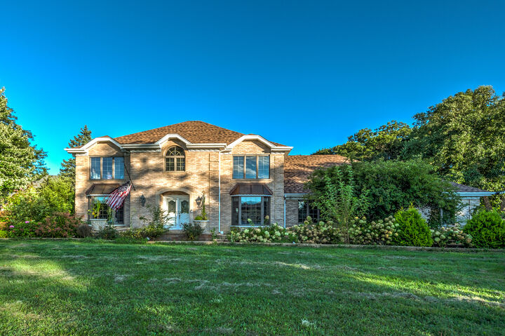 Property Photo:  80 Windmill Road  IL 60467 