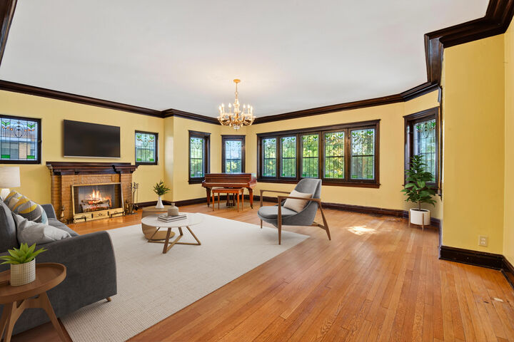 Property Photo:  1638 S Austin Boulevard  IL 60804 