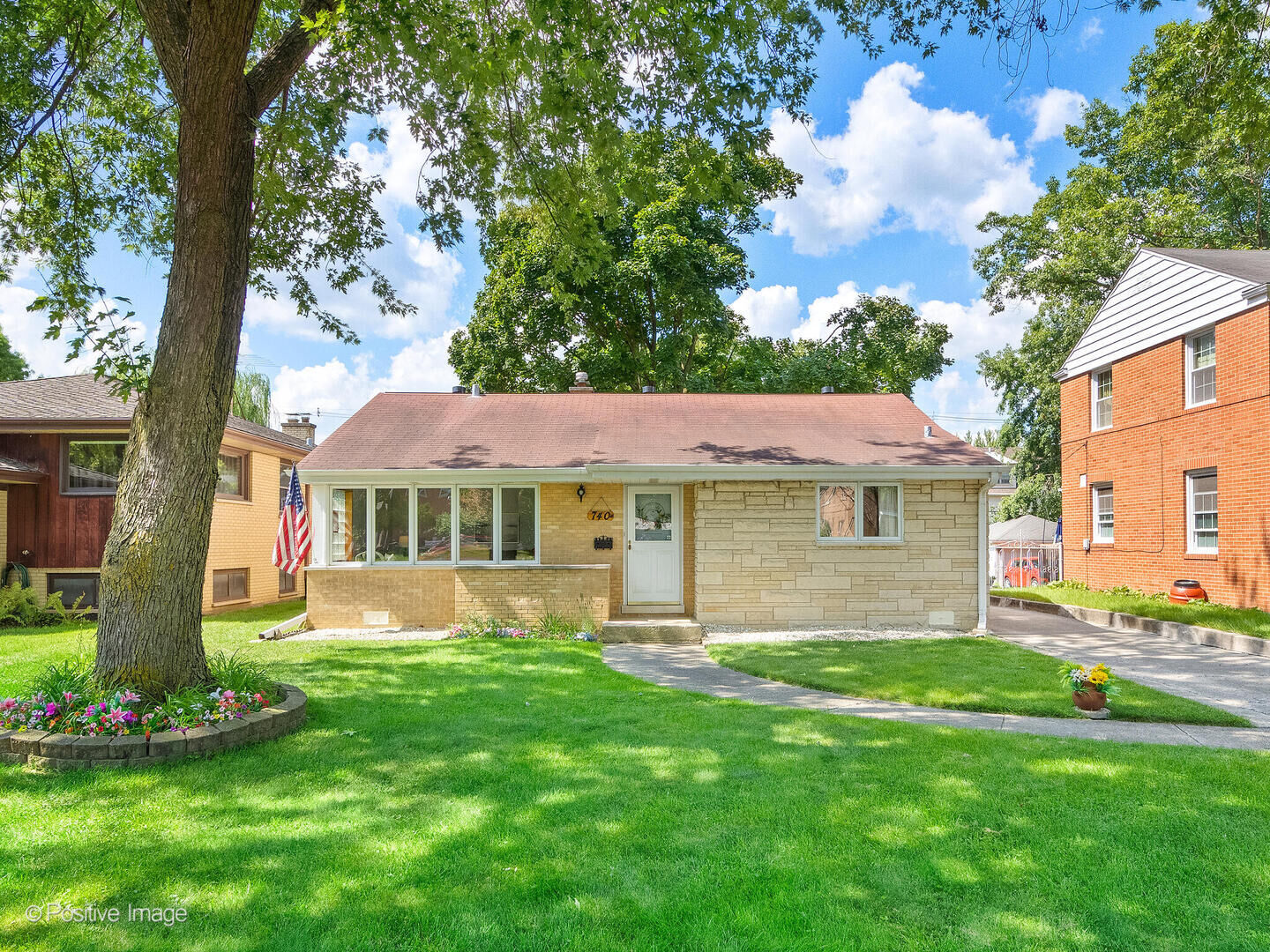 Property Photo:  740 S La Grange Road  IL 60525 