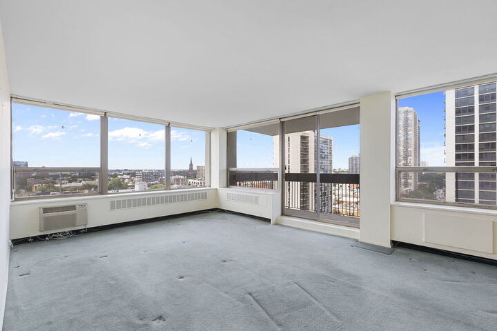 Property Photo: 1460 N Sandburg Terrace 1512 IL 60610