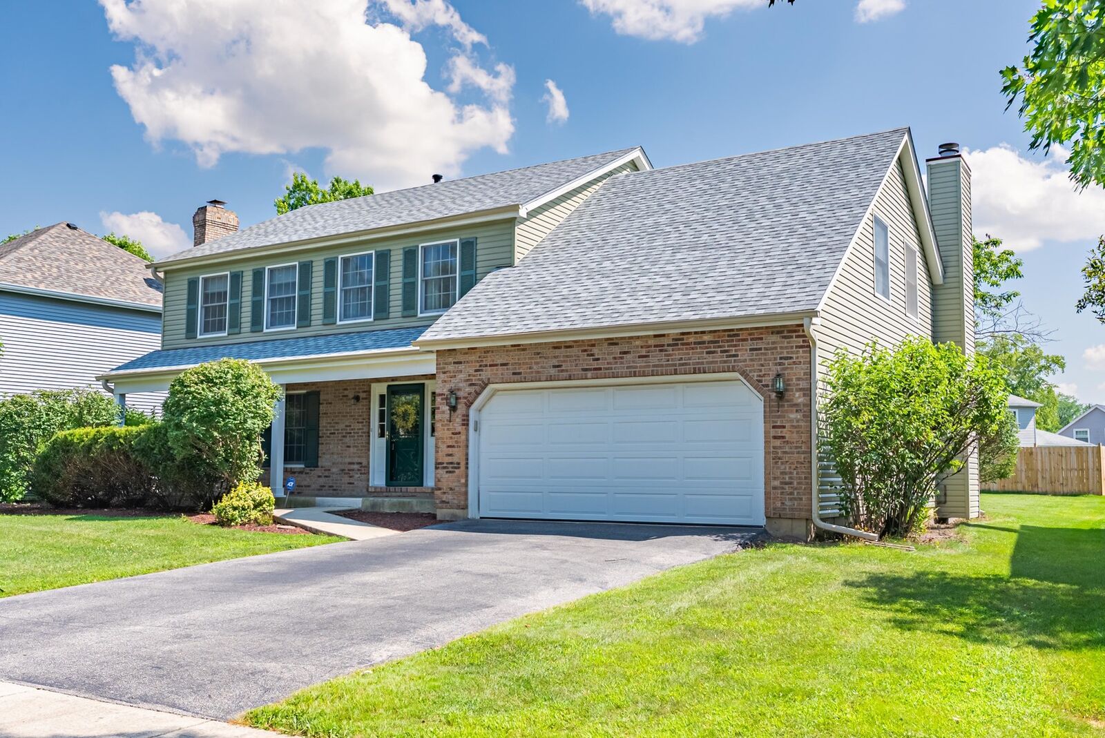 Property Photo: 75 Briarcliff Road IL 60538