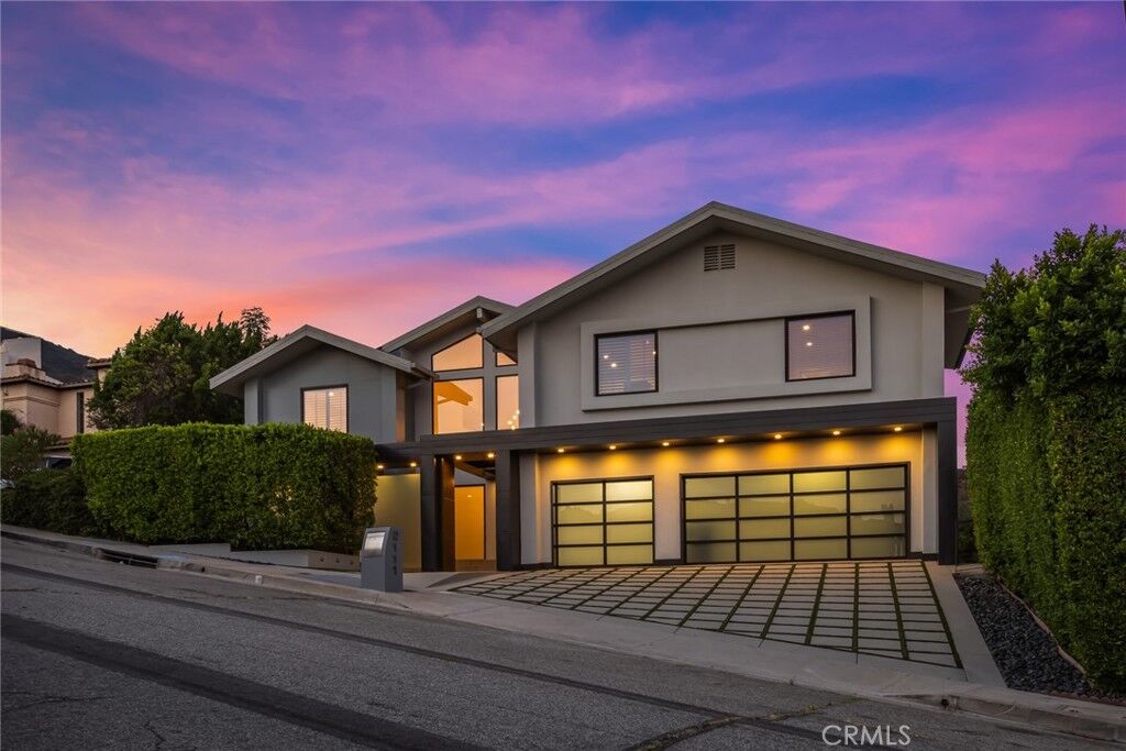 Property Photo: 2111 Rimcrest Drive CA 91207