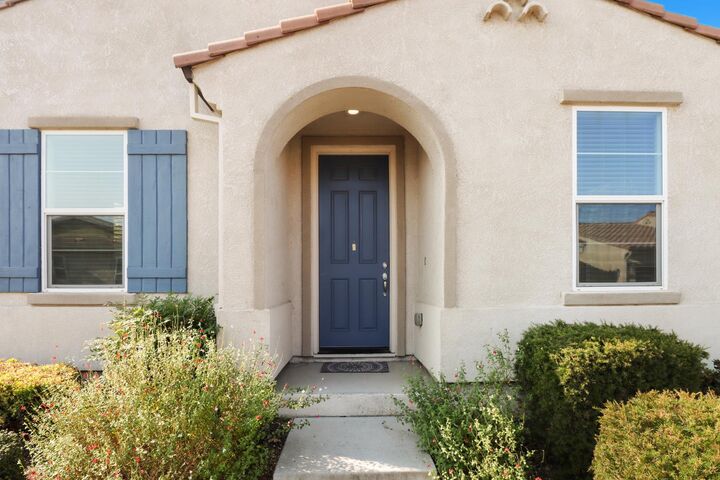 Property Photo: 4020 Arco Del Paso Lane CA 95834