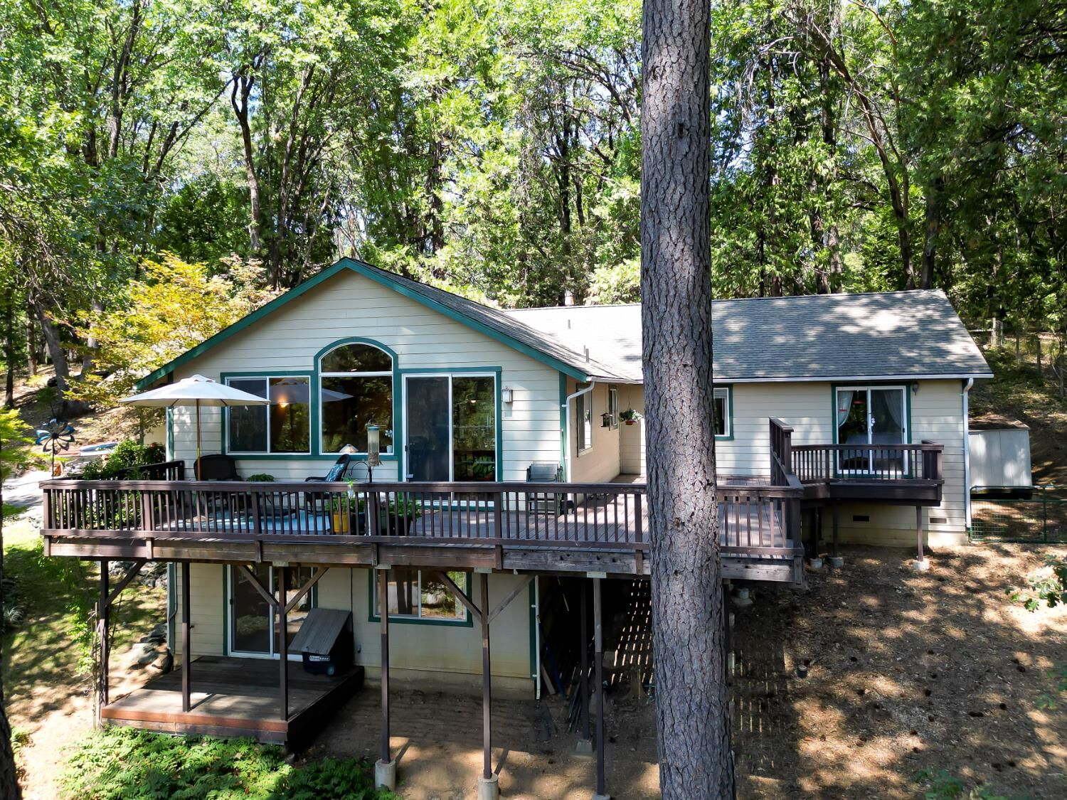 Property Photo:  20131 New Rome Road  CA 95959 