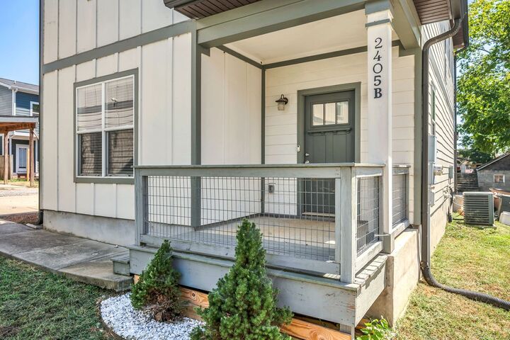 Property Photo:  2405B Dowlan St  TN 37208 