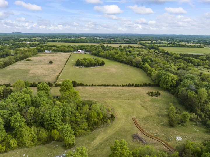 Property Photo: 4002 Sledge TN 37037