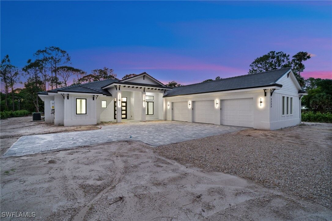 Property Photo: 3233 64th Street SW FL 34105