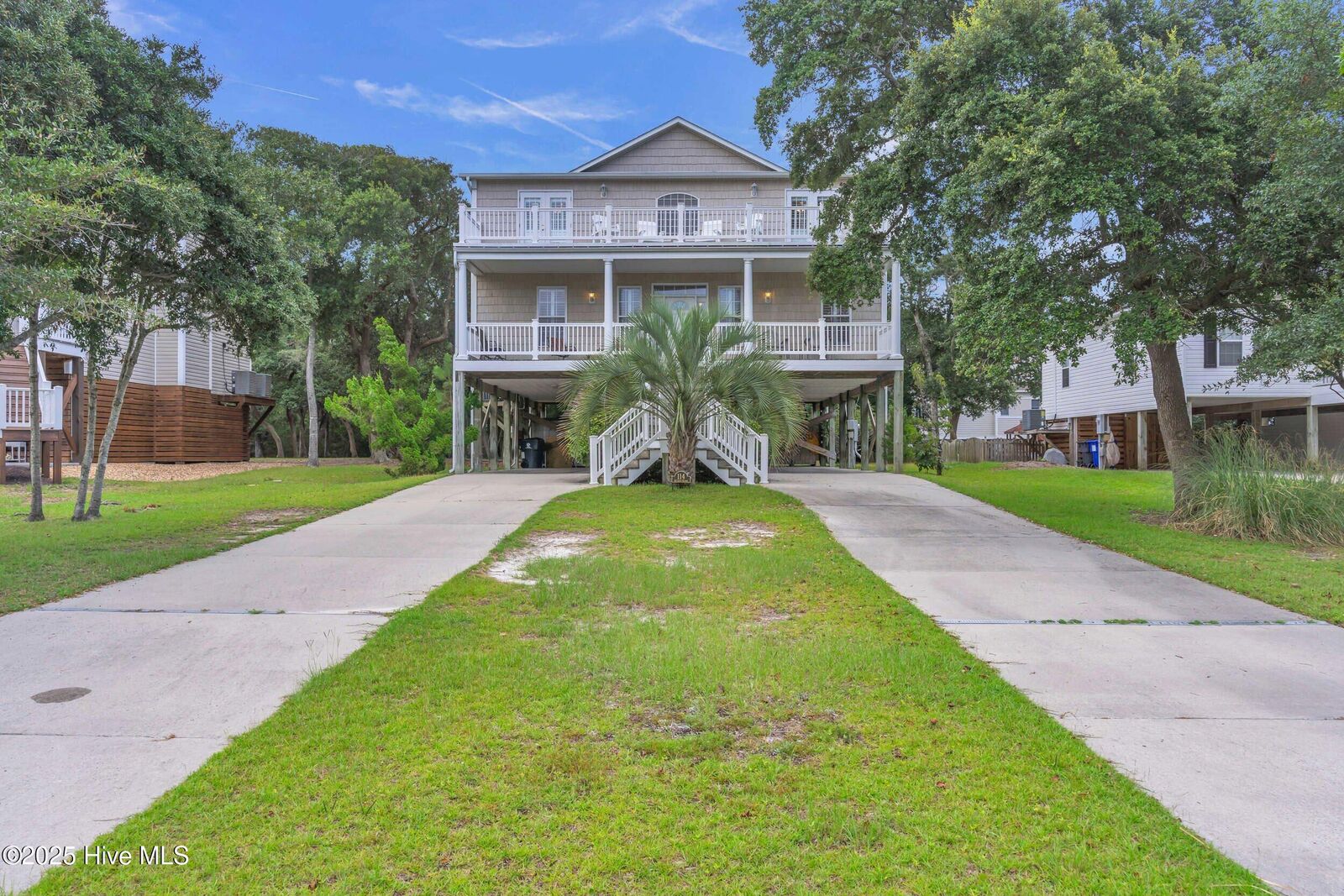 Property Photo:  114 SE 63rd Street  NC 28465 