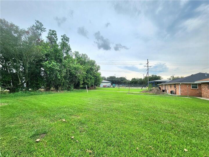 Property Photo: Lambda Street LA 70037