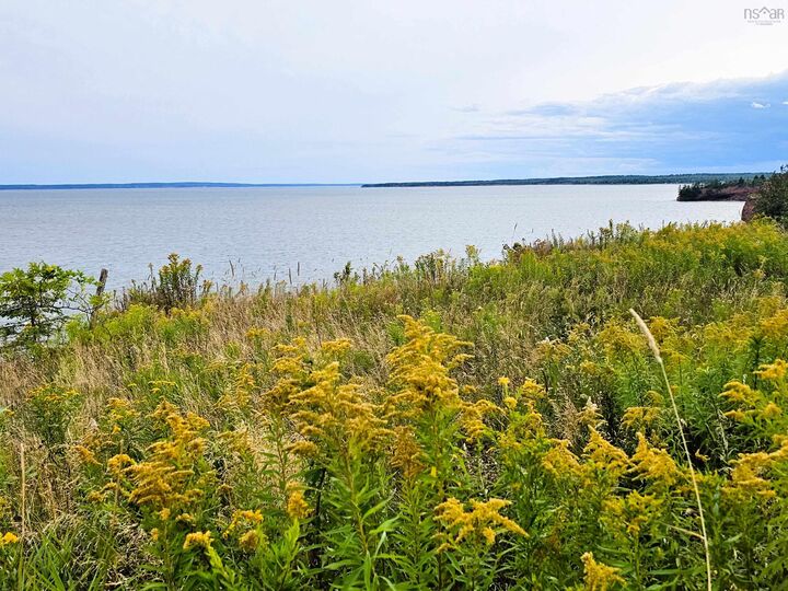 4614 Highway 2  Upper Economy NS B0M 1B0 photo