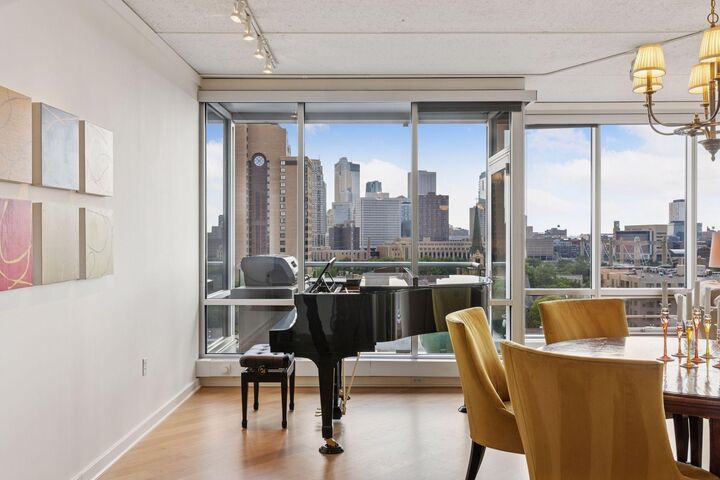 Property Photo: 45 University Avenue SE 904 MN 55414