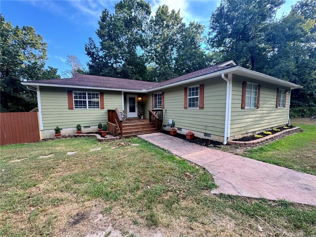 Property Photo: 10851 Big Piney Drive AR 72662