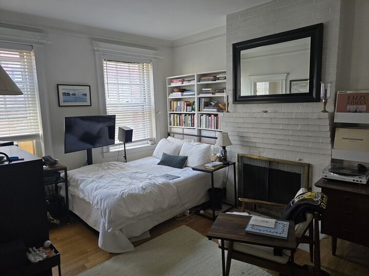 41 Revere St 5  Boston MA 02114 photo