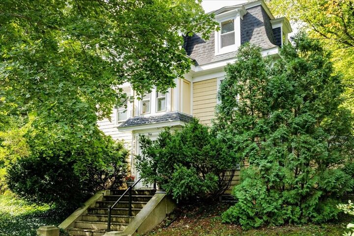946 Bay Rd. 2  Hamilton MA 01982 photo