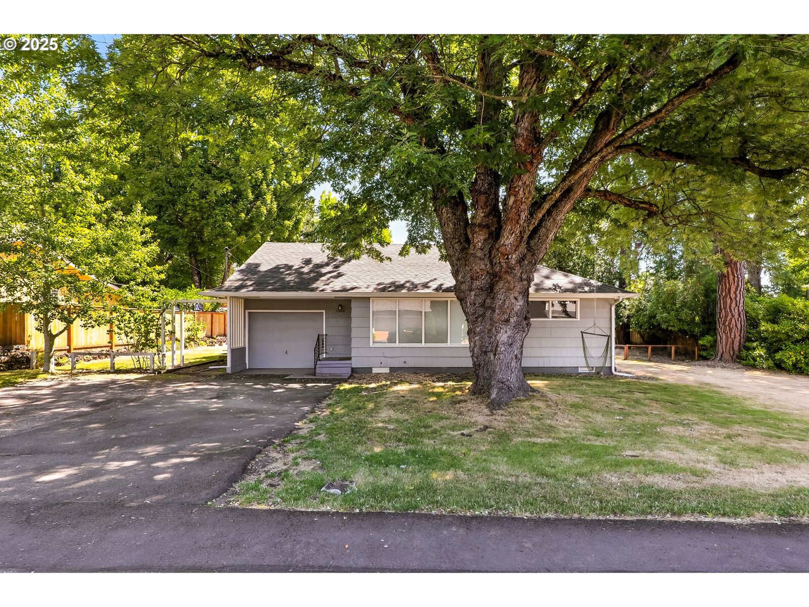 Property Photo: 11600 SW 91st Ave OR 97223
