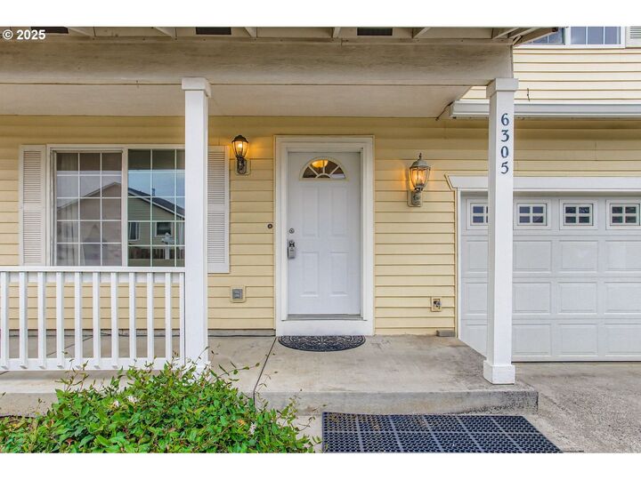 Property Photo: 6305 NE 56th Ave WA 98661
