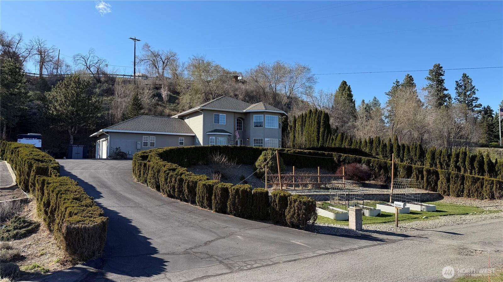 Property Photo:  6  Valley View Park Drive  WA 98841 