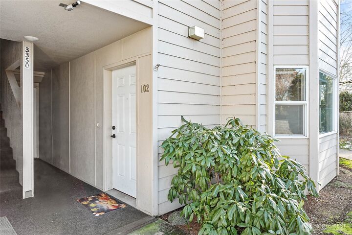 Property Photo: 3350 Northwest Avenue 102 WA 98225
