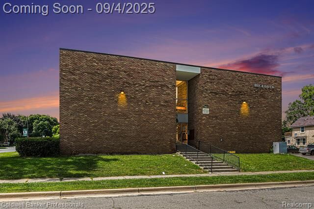 207 Ballard Street 101  Ypsilanti MI 48197 photo