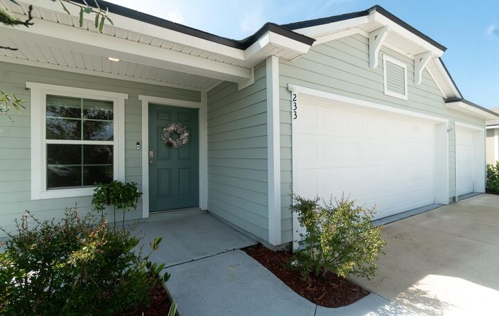 Property Photo:  233 Falcon Ridge  FL 32084 